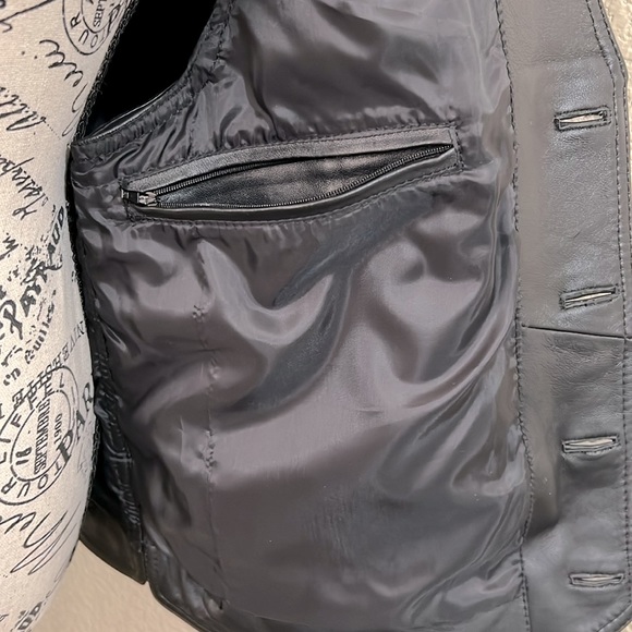 Novelli Biker Style Black Leather Sleeveless Jacket Vest Unisex - Picture 9 of 10